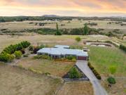 Lifestyle Family Home with Stunning Panoramic Views