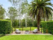 Lifestyle & Land 5,597m² of Flat, Horse Ready Acreage...