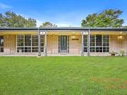 Lifestyle Retreat with Pool and Rural Outlook