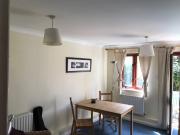 Light airy 1 bedroom garden flat