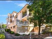 Light and Airy Two Bedroom Apartment in Quiet Location!