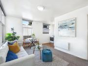 LIGHT AND BRIGHT ONE BEDROOM APARTMENT IN ABBOTSFORD!