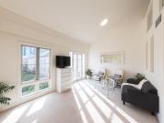 Light and spacious living in a prestigious garden setting