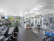 Light Bathed Deluxe Apartment In Exclusive Resort Style...