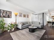 Light bathed excellence in the iconic HM@S