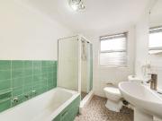 Light, Bright & Perfectly Positioned 2 Bedroom Apartment