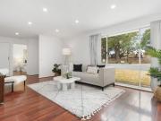 LIGHT & BRIGHT THROUGHOUT