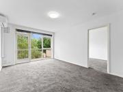 Light Filled 1 Bedroom Apartment in Prime Armadale Location