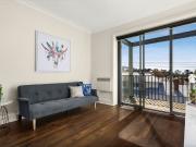 Light Filled 1 Bedroom Apartment with City Views