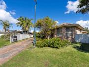 Light Filled 3 Bedroom Villa in a Peaceful Cul de Sac