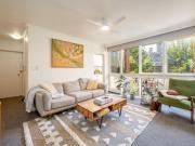 Light Filled Apartment in Prime Location