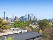 Light Filled Apartment in Prime Woolloomooloo Location