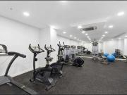 Light Filled Apartment in Sought after Meriton Complex