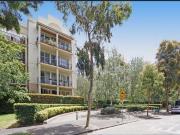 Light Filled Apartment in the Heart of Southbank Light Filled Apartment in the Heart of Southbank