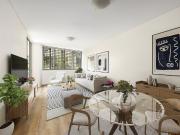 LIGHT FILLED BEACHSIDE APARTMENT