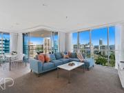 Light Filled Beachside Apartment with Large Balcony