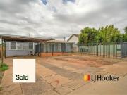 Light Filled Family Home in Prime Dubbo Location 46...