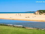 Light Filled Lifestyle Apartment in a Prime Coastal Location