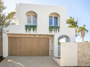 Light filled, Liveable Luxury Overlooking Lush Parklands