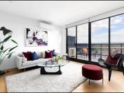 Light Filled Living in a Prime Lifestyle Location!