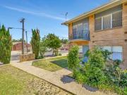 Light Filled Living In A Sought After City To Coast Pocket