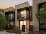 Light Filled Newmarket Townhome Offering Style, Comfort...