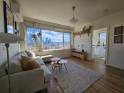 Light filled one bedroom apartment with spectacular city...