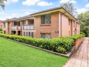 Light Filled, Stylish & Modern Ground Floor Apartment