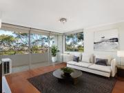 LIGHT FILLED THREE BEDROOM APARTMENT