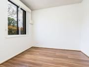 Light Filled Two Bedroom Unit in Prime Hawthorn Location