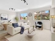 Light Filled Three Level Apartment with Rooftop Terrace