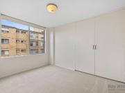 Light Filled Unit In A Perfect Location