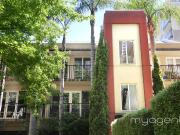 Light Filled Urban Retreat in the Heart of Carlton