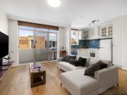 Light, Lifestyle & Location in St Kilda West