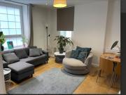 Light spacious 2 bed ground floor flat in Borough