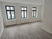 Geräumige und renovierte 2 Raum Wohnung