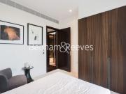 Lillie Square, Earls Court SW6, 3 bedroom flat to rent...