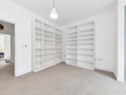 Lilywhite Drive, Cambridge, Cambridgeshire, CB4 1GB