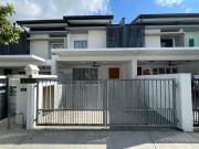 LIMITED UNIT 2 Sty Terrace Garland 1 2 Kota Emerald Aeon...