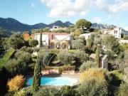 LIMITROPHE ROQUEBRUNE PROPRIETE AVEC PROJET