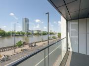 Lincoln Apartments, Fountain Park Way, White City Living