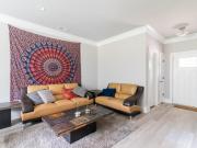 Lincoln Heights Home, a 2 minute walk to transit s