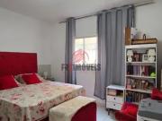 Linda casa! 2 Quartos sendo 1 Suíte Toda no Porcelanato...