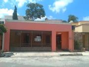 Linda casa 3 hab por Altabrisa