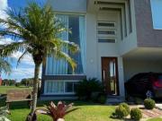 Linda casa, 4 quartos, sendo 3 suítes, mobiliada e...