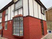 Linda Casa 4d 2b Remodelada En Condominio Seguro