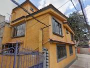 LINDA CASA A LA VENTA, EN CUAJIMALPA CENTRO. REMATE...