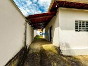 Linda casa à venda com 3 quartos, 4 vagas de garagem e...