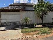 Linda Casa à Venda em Mairiporã! Financiamento Bancário