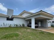 Linda casa à venda no Condomínio Parque Xapada em Itu